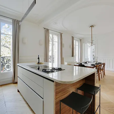 Luxury With Balcony - 4bd 8p - Marais Bastille * Paris